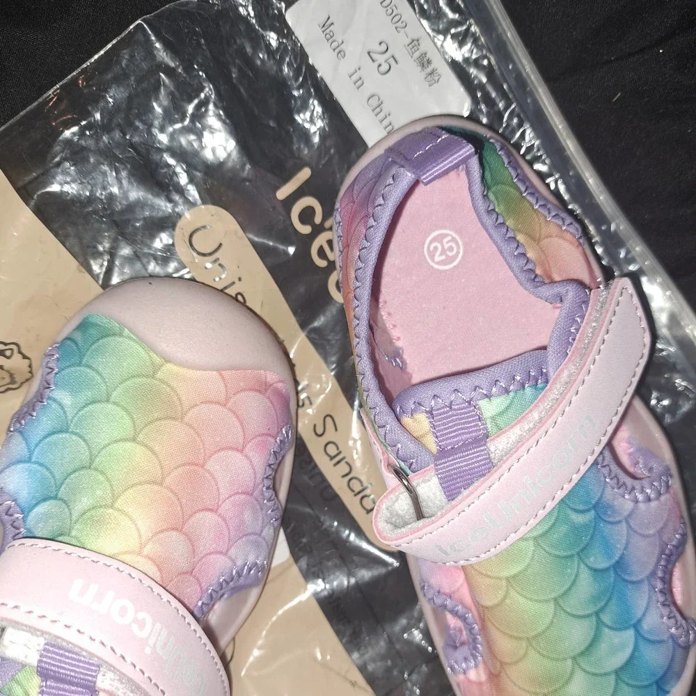 IceUnicorn Children's Sandals Summer Non-Slip Beach Shoes 25EU